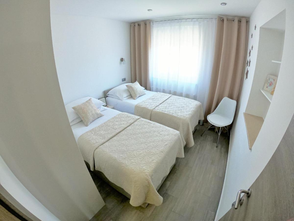 Apartment Stela - Private Terrace & Parking Zadar Eksteriør billede
